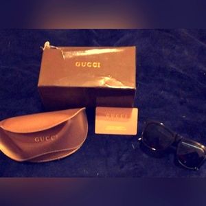 Guccie sunglasses
